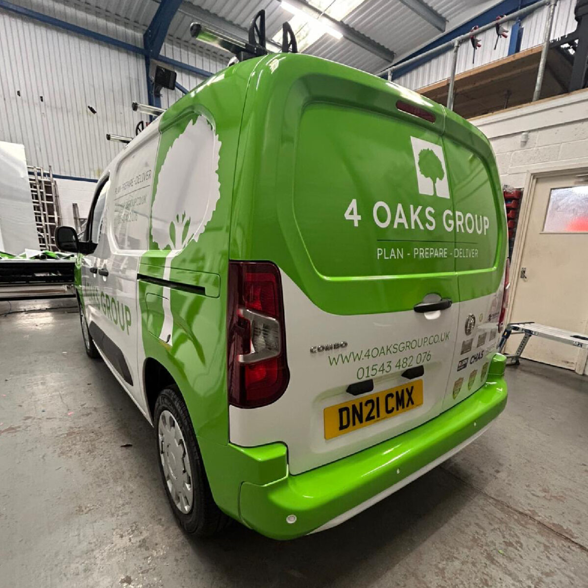 Custom Vehicle Graphics 10 4 Oaks Group van livery