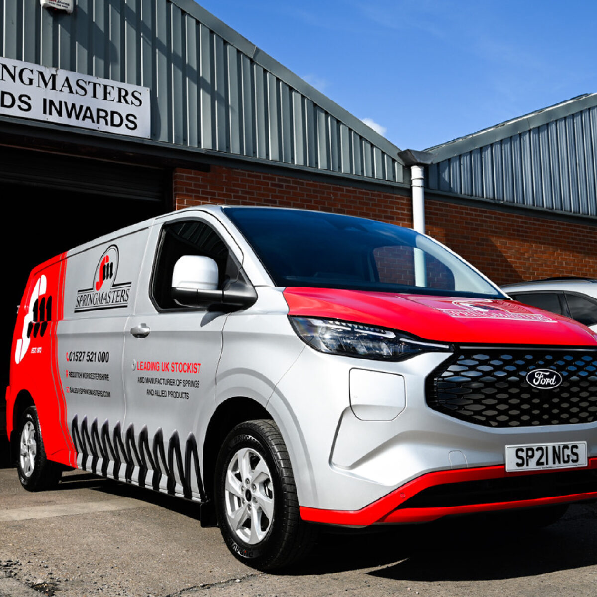 Custom Vehicle Graphics 2 Springmasters van Livery